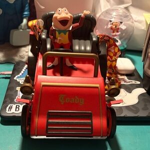 Toady Red Ride-On Frog Character Car - Disney Popcorn Bucket